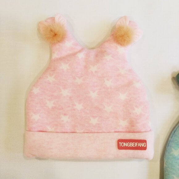 Tongbeifang 2 Star Print  Hats 0-3 Months - Picture 4 of 10